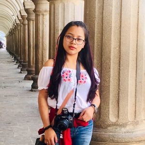 Meet your Posher, Beverly